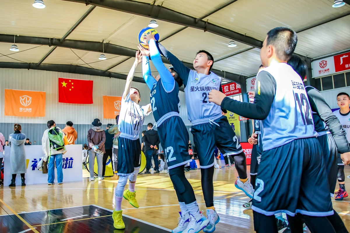 青少年篮球运动员如何建立自信